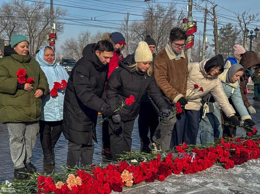 В Оренбурге почтили память героев в День защитника Отечества
