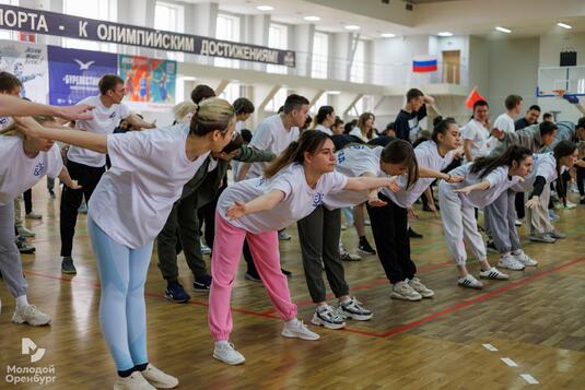 В оренбургском медуниверситете «Гиппократ» прошла «Зарядка с космонавтом»